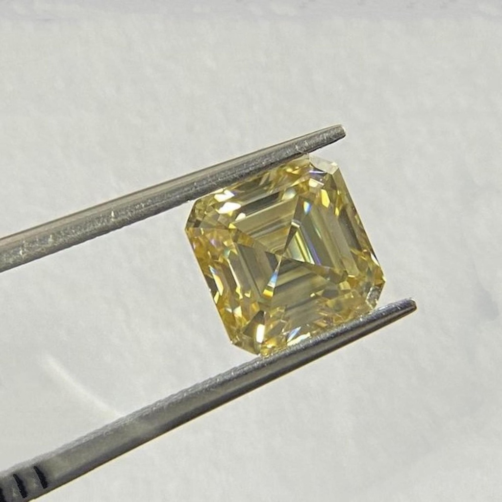 Loose Moissanite Yellow Clean Asscher Cut 10.00 x 8.00 MM