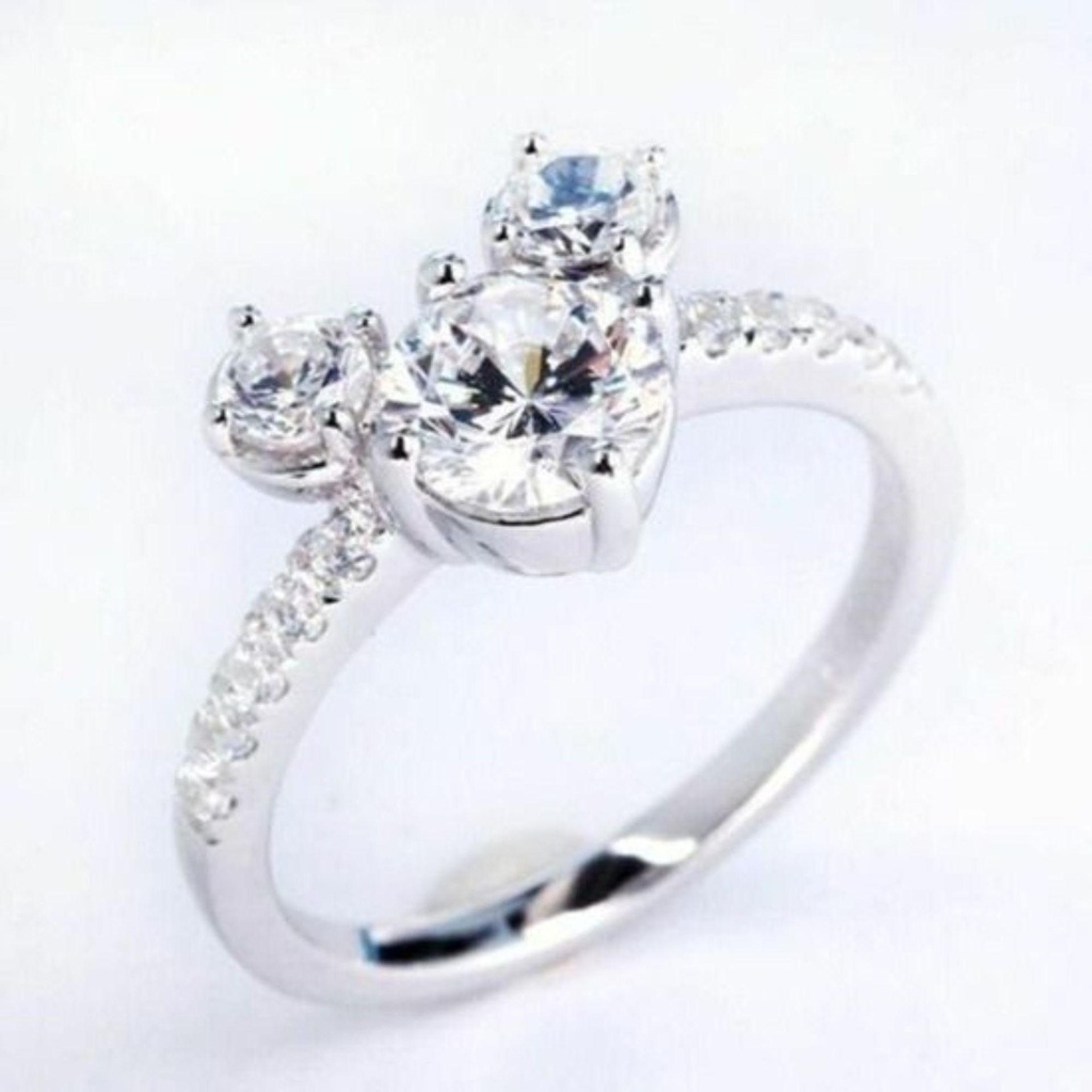 Round Three Stone Engagement Ring for Women