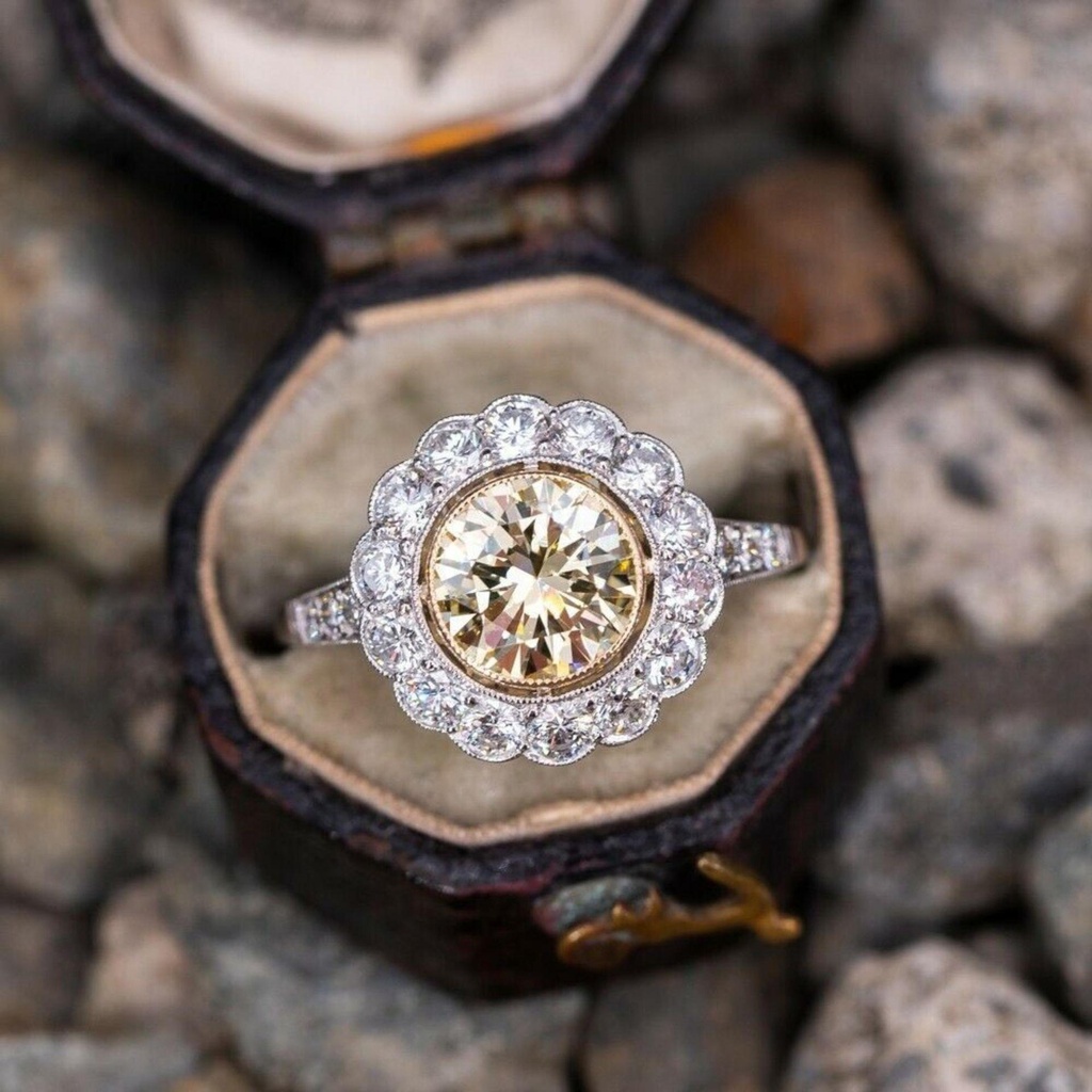 Round Halo Diamond Engagement Ring for Women Ring