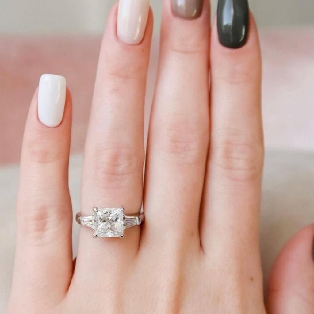  Princess Cut  Three Stone Wedding Ring, 14K White Gold Engagement Ring, Minimalist Ring, Statement Ring, Engagement Ring