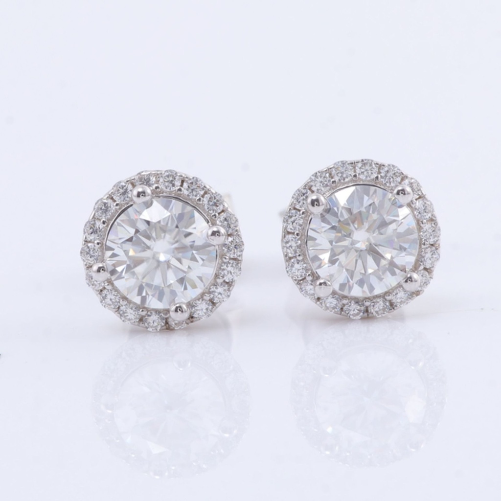  Round Moissanite Diamond Studs Earring