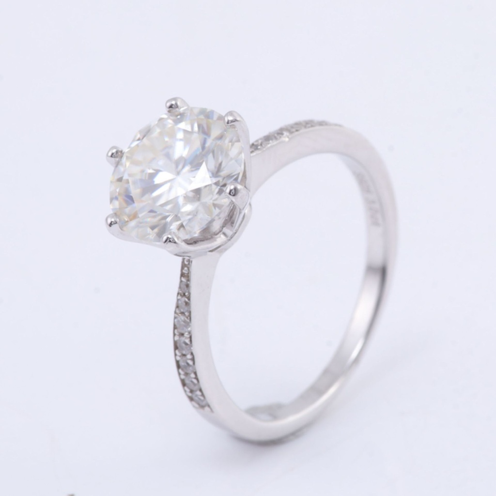  Round Moissanite Diamond Women Ring