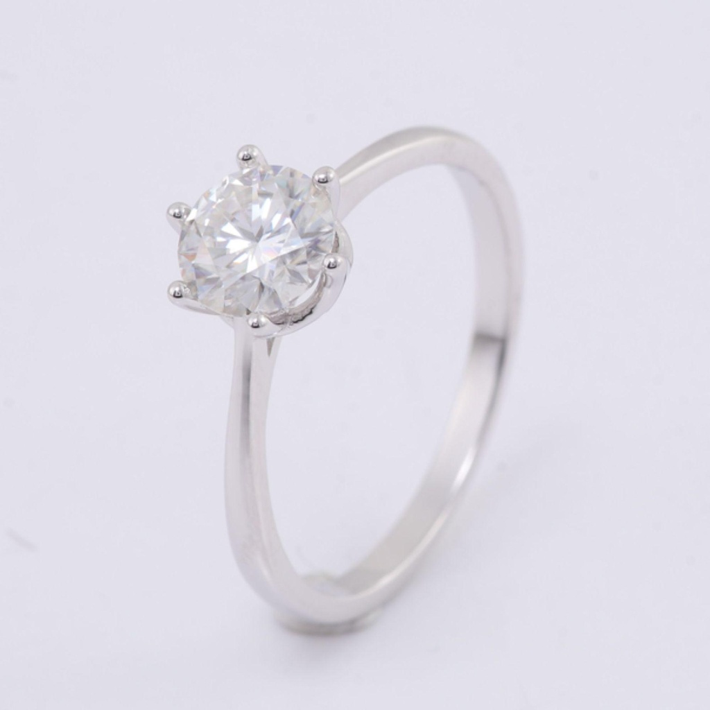 Round Moissanite Diamond Women Rinng