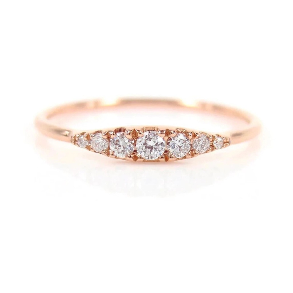 Seven-Stones Graduated Round Diamond Ring in 18K Yellow For Her
