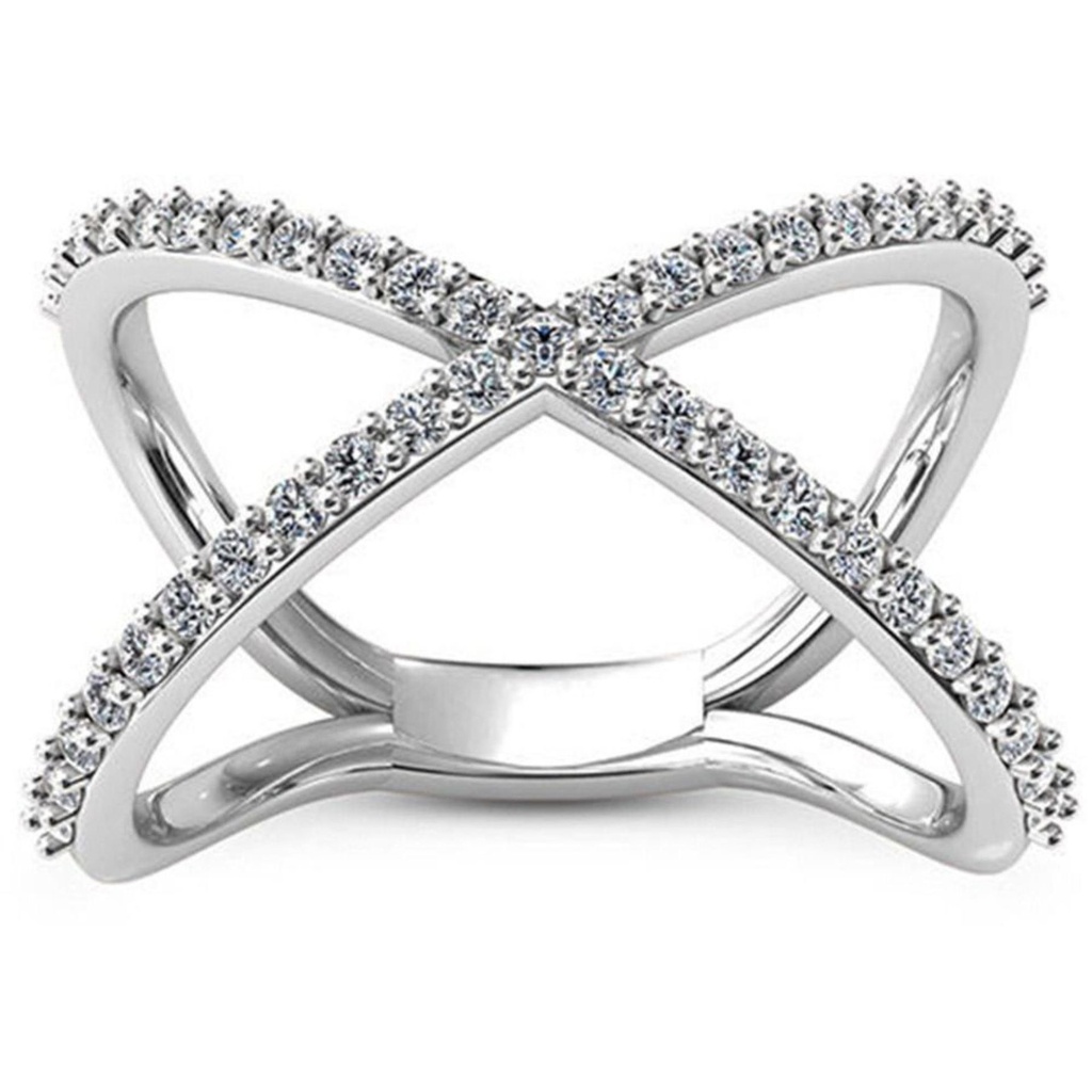 Round Cut Diamond Moissanite Ring for her