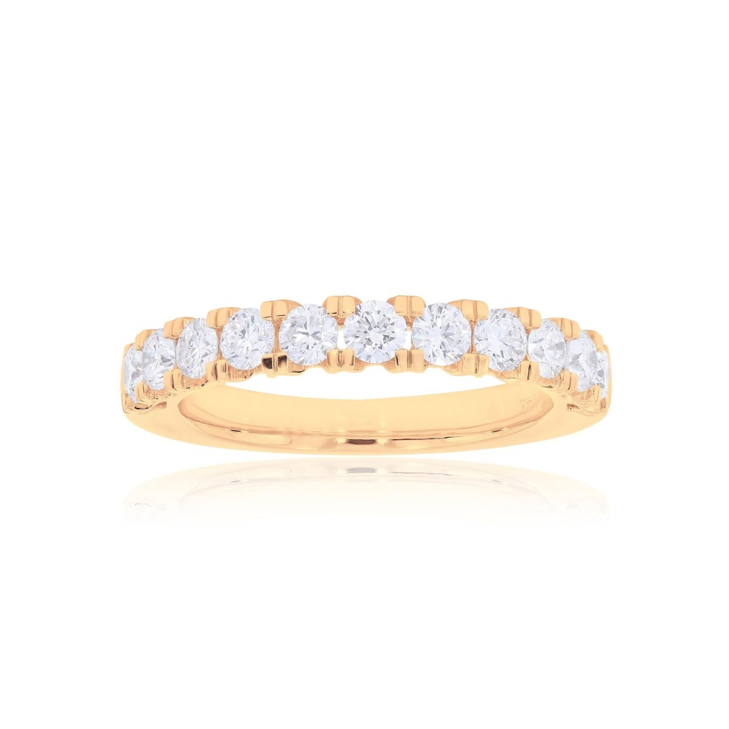 Round Diamond Engagement Band For Her