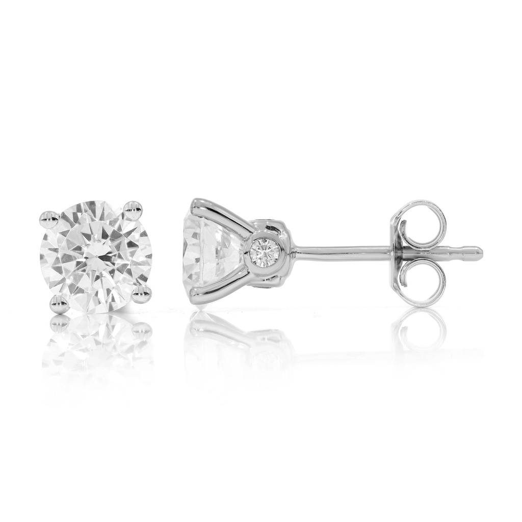  Round Diamond Prong Set Stud Earrings