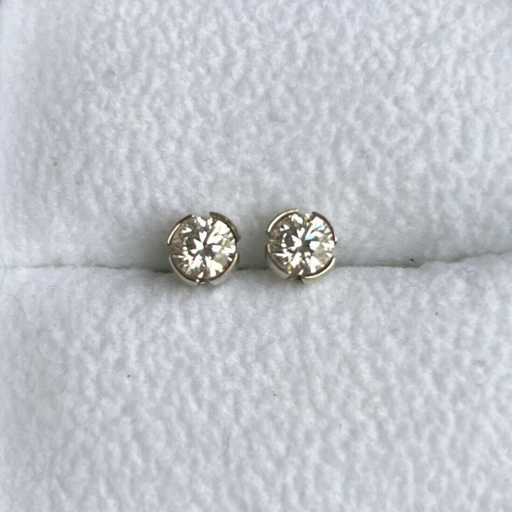 Round Cut Stone Stud Earring For Women