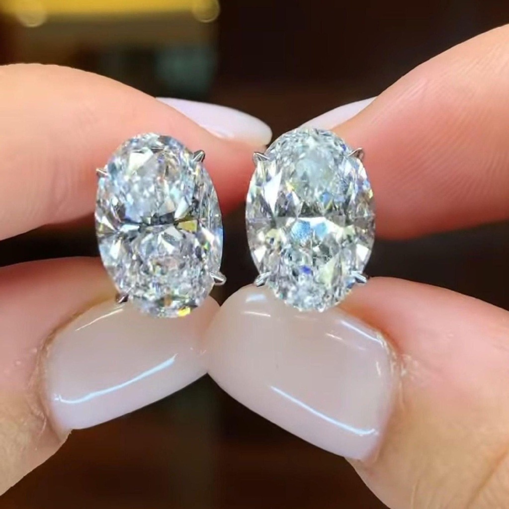  Oval Cut Diamond Stud Earrings For Women