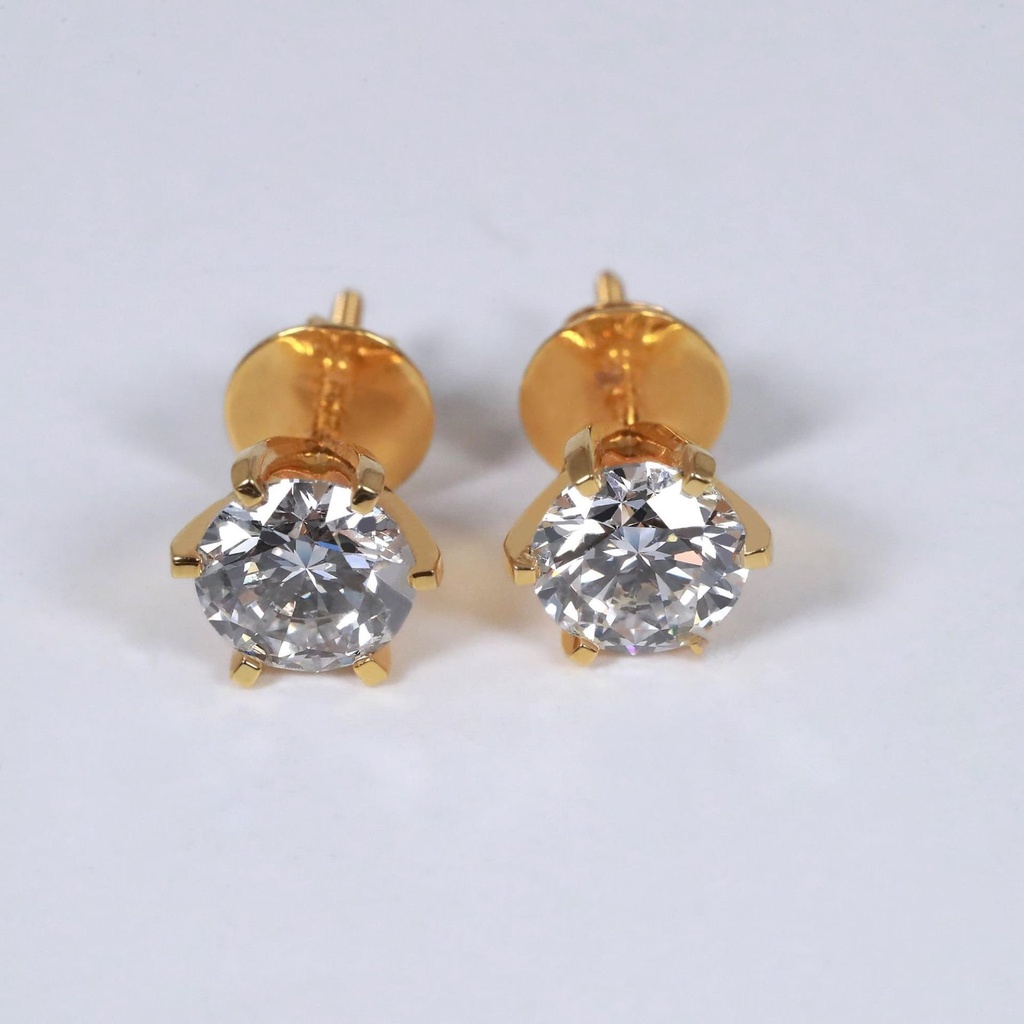 solitaire diamond earring with vvs clarity in 14 kt lab grown diamonds