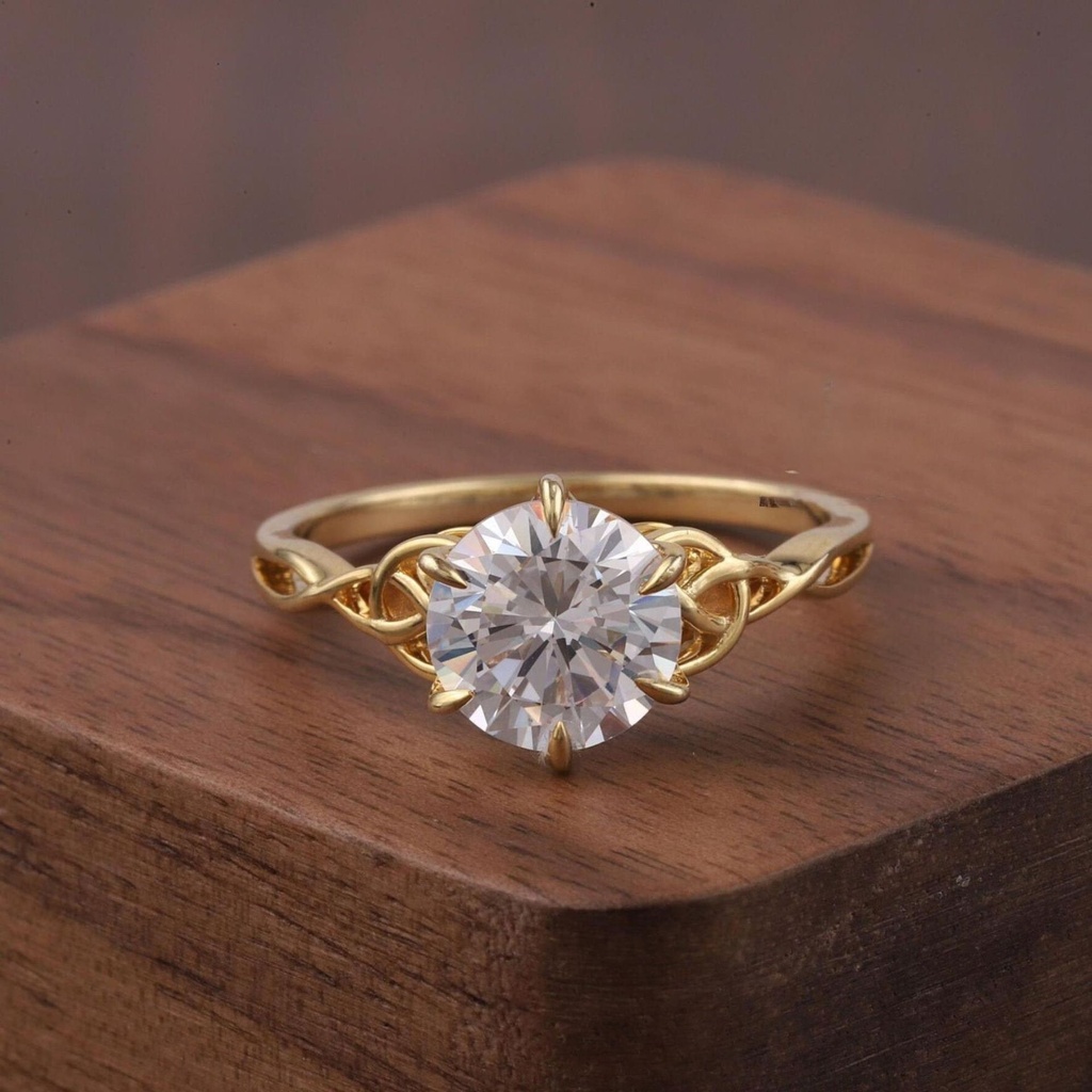 Round Cut  Diamond Engagement Ring, Solitaire Lab Diamond Ring Diamond Ring, Twisted Irish Ring, 6 Prong Ring