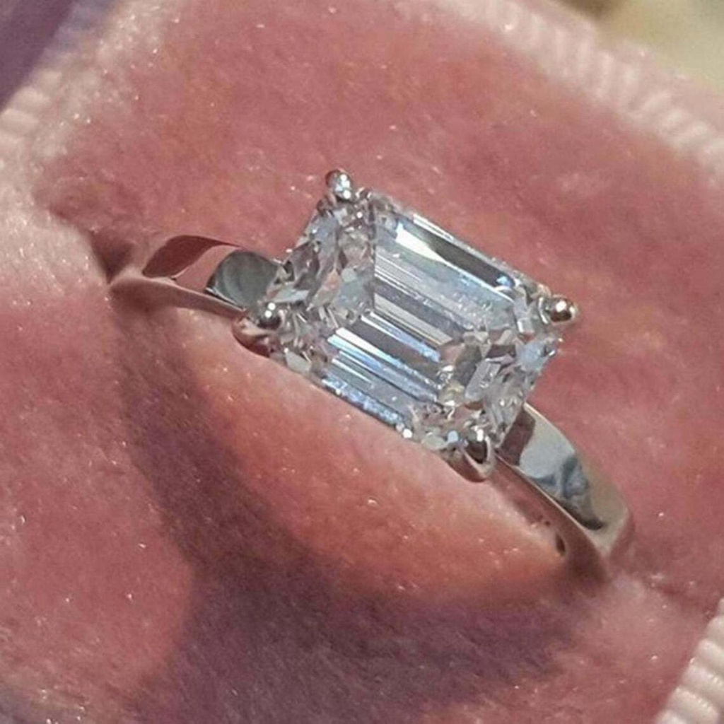 Emerald Diamond Engagement Ring for Women