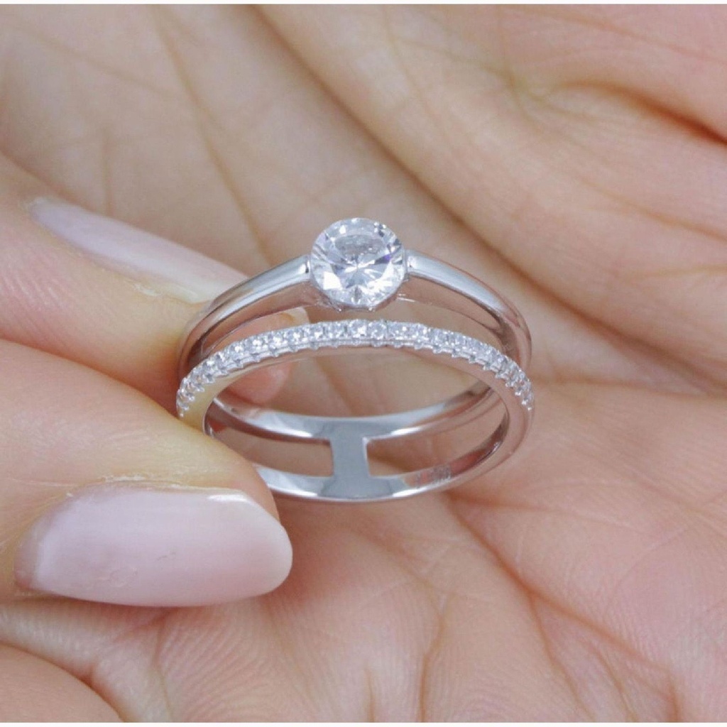 Round Diamond Bridal Ring for Women