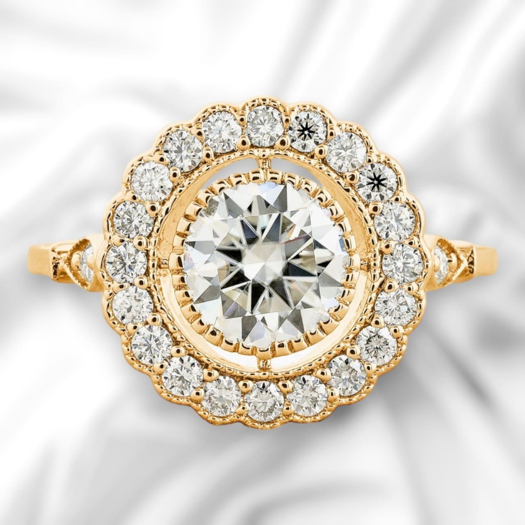 Round Cut Diamond Halo Engagement Ring For Women