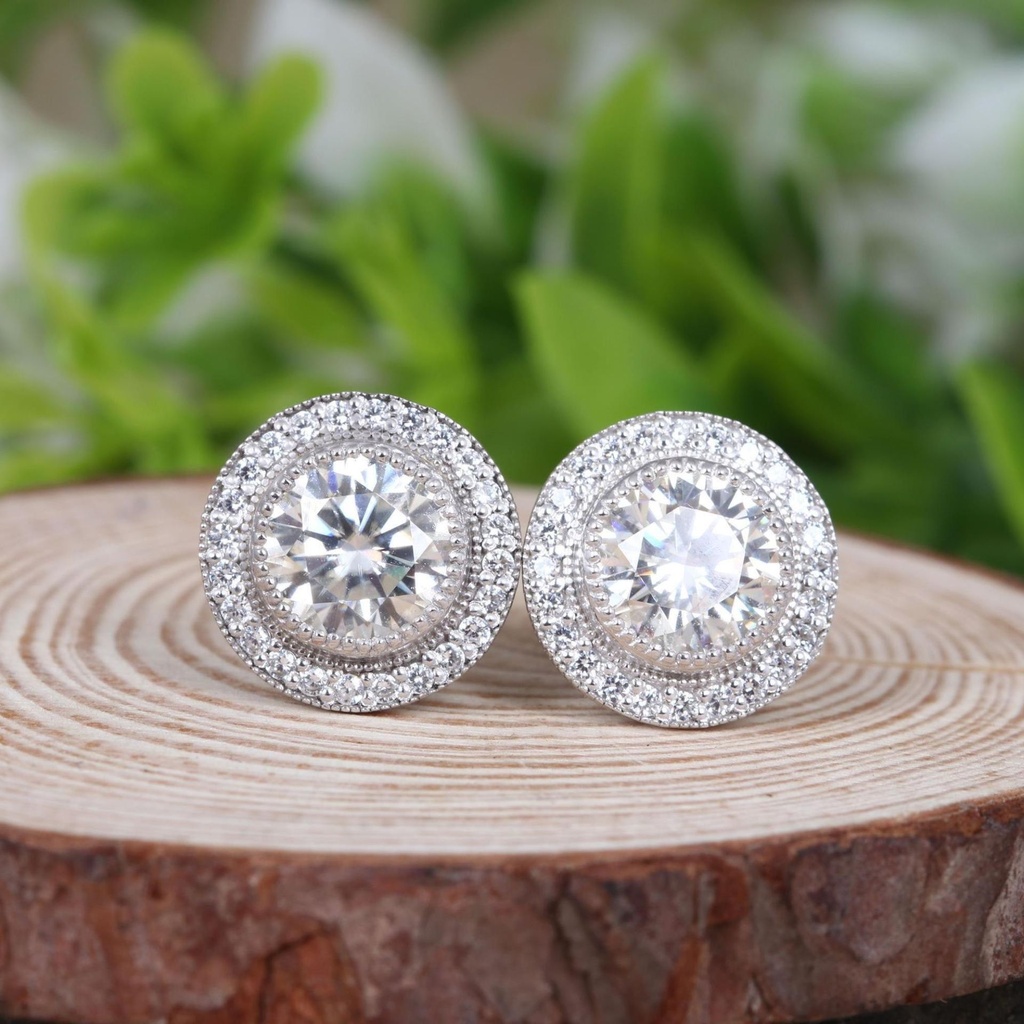  Round Cut Diamond Halo Stud Earring For Women