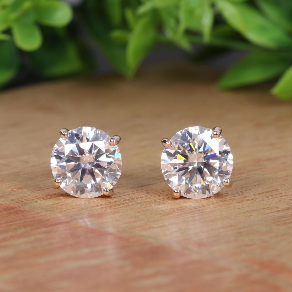 Round Cut Stone Stud Earring For Women