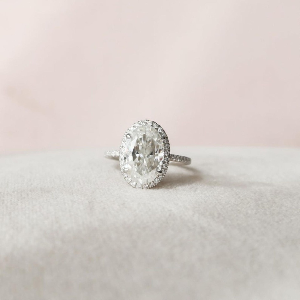 Oval Cut Diamond Halo Engagement Ring For Women