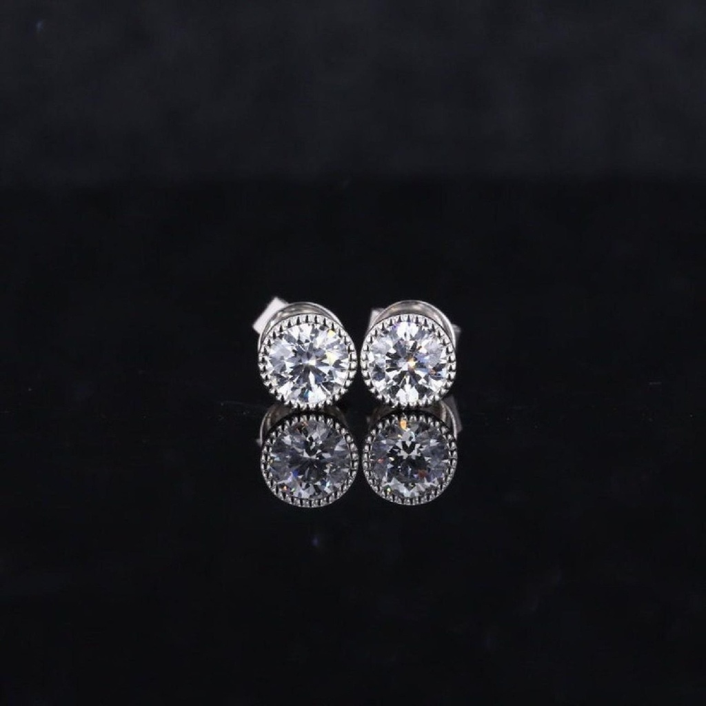 Round Cut Diamond Stud Earrings For Women