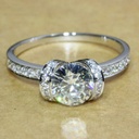 Round Cut Diamond Unique Style Engagement Ring for Women