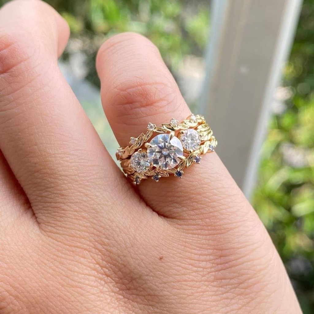 Round Cut Three-Piece Bridal Moissanite Set