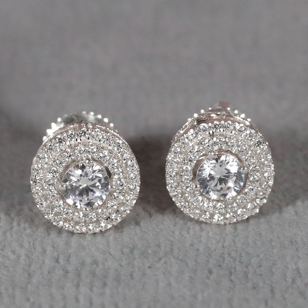 Simple yet Elegant 14 kt white gold lab grown solitaire studded diamond earring for engagement