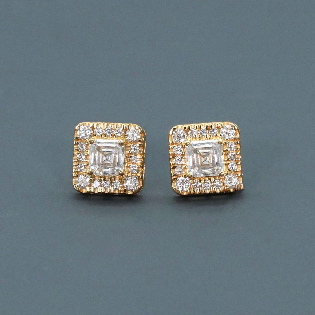 Stylish 14 KT Yellow Gold With Lab Diamond Earring For Women with VVS clarity Diamonds
