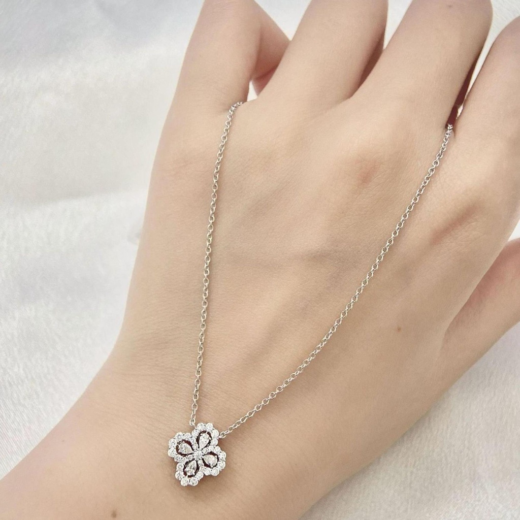 Pear Cut Diamond Floral Style Pendant For Women