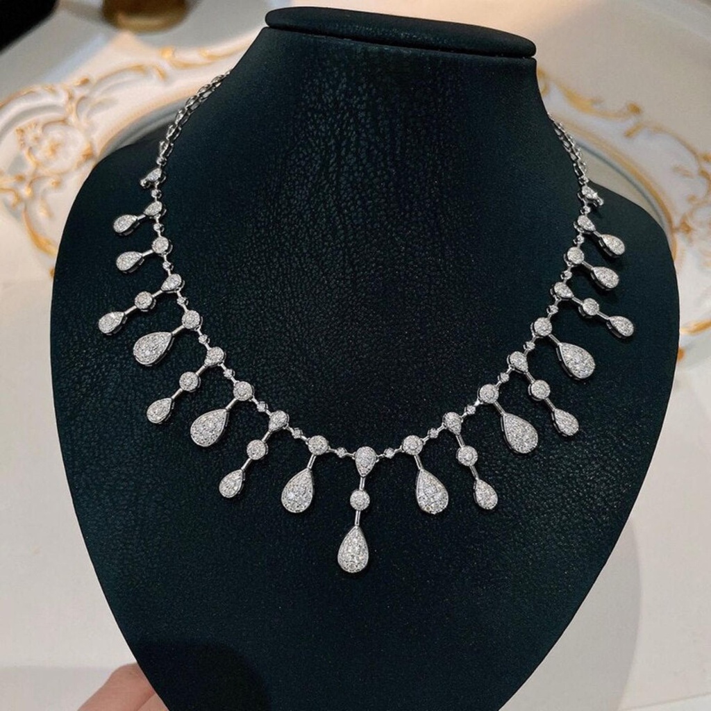  Diamond Luxury Necklace 