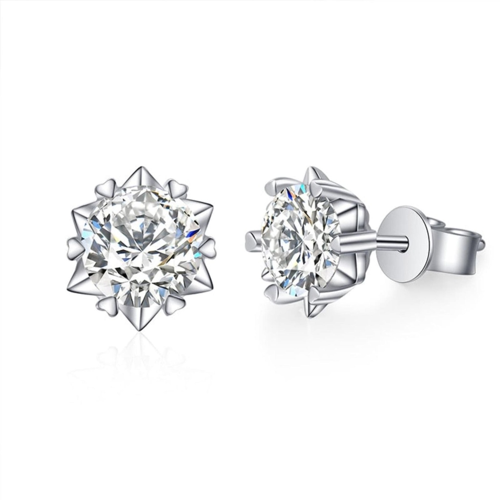 Round Cut Diamond Stud Earrings For Women