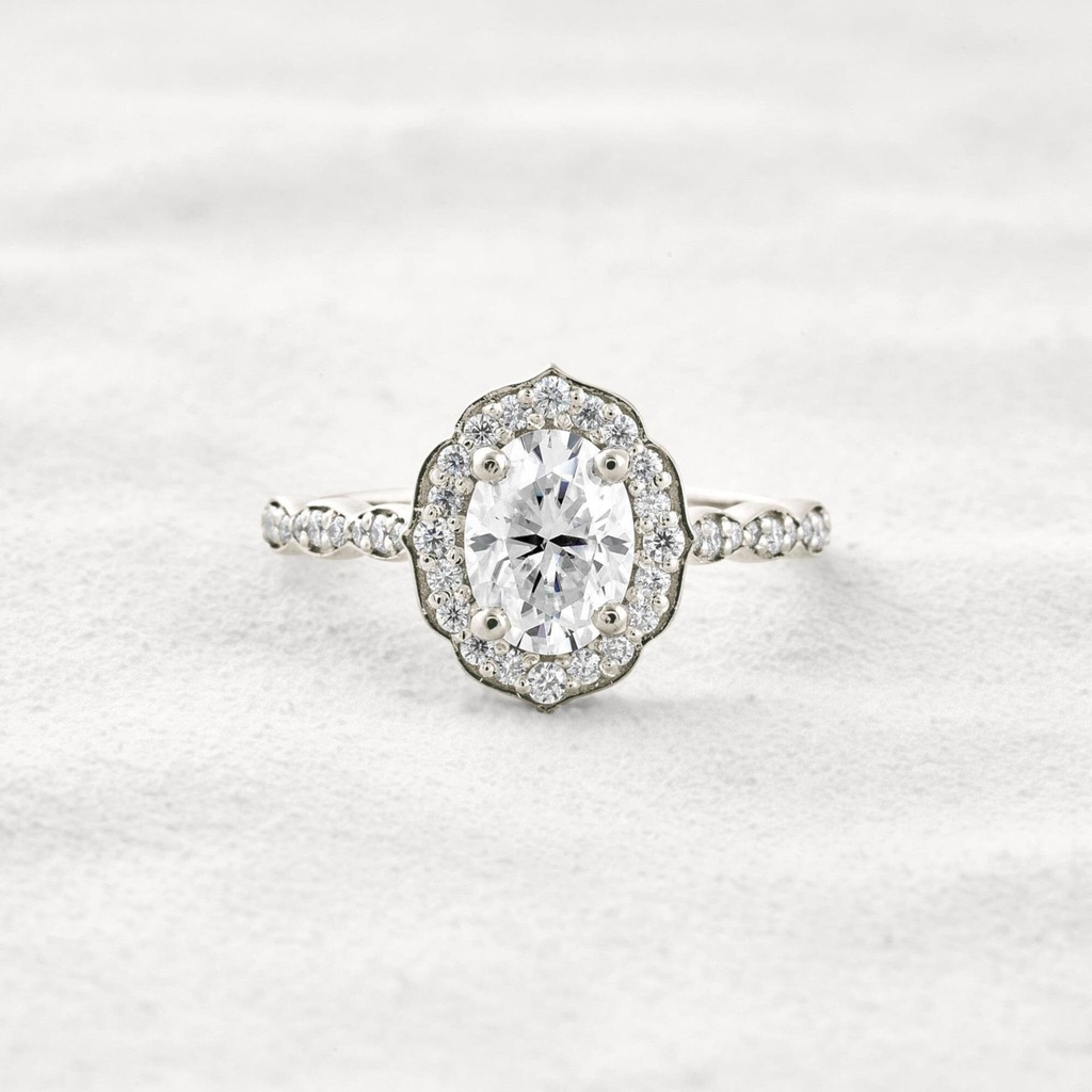Halo White Oval Cut  In 925 Sterling Silver Ring For Engagement