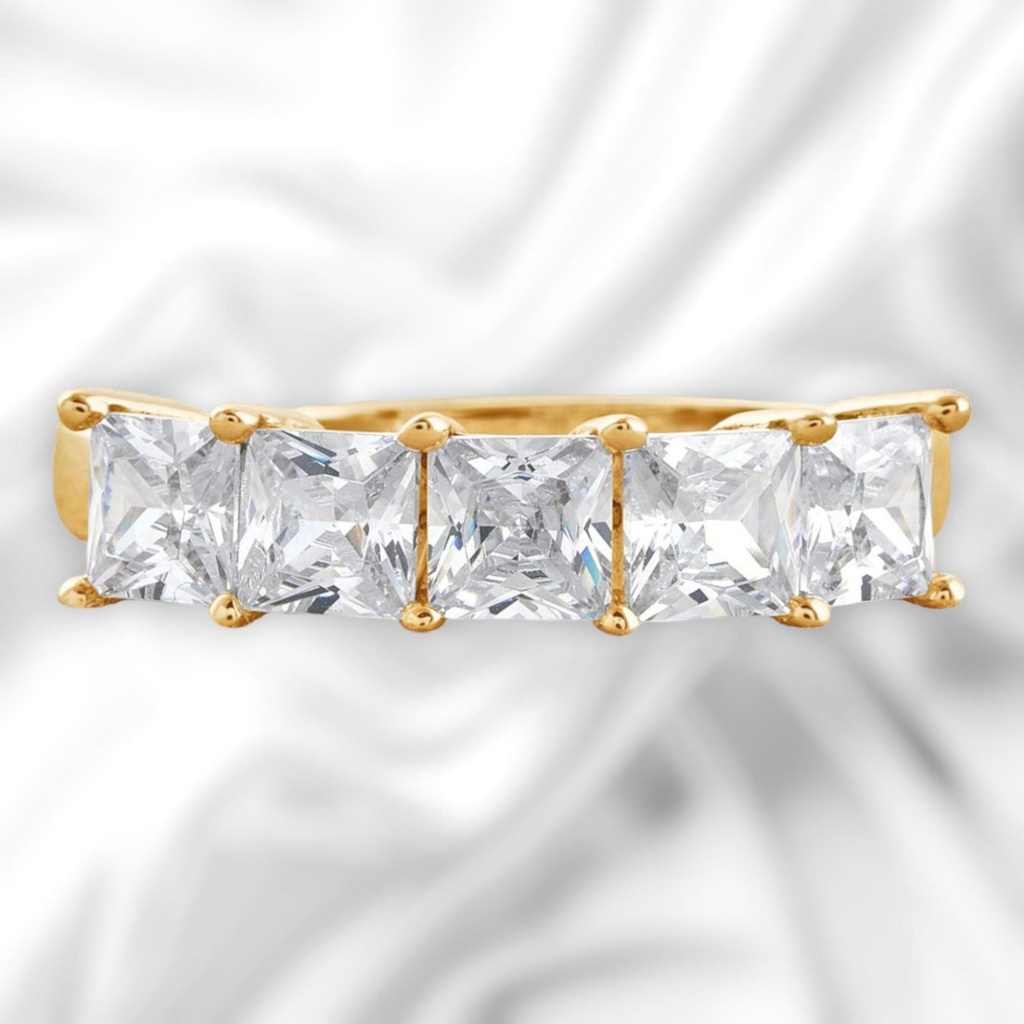 Round Cut Diamond Half Eternity 5 Stone Wedding Band For Women