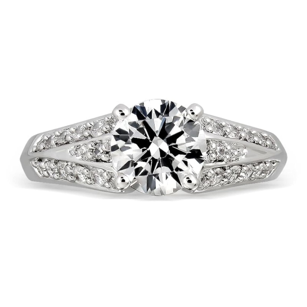 Round Cut Diamond unique Style Heavy Engagement Ring for Women
