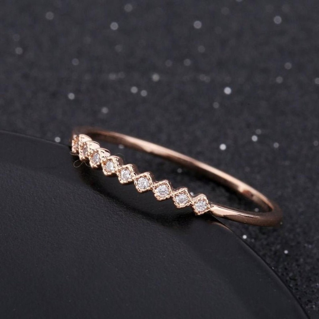 Round Cut Diamond Half Eternity Wedding Band For Women
