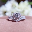 Round Cut Diamond Heart Shape Halo With Accents Bridal Set Ring for Women