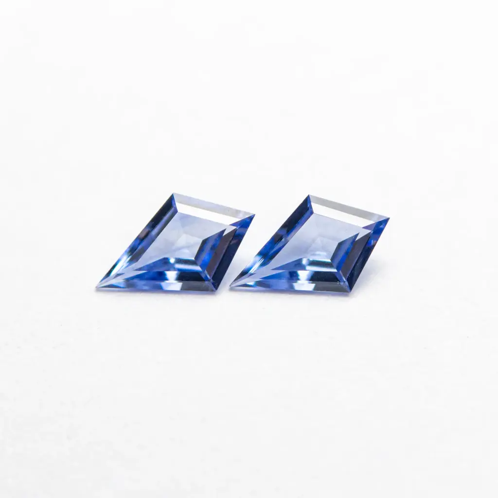 11.5 × 8 mm Kite CVD Blue