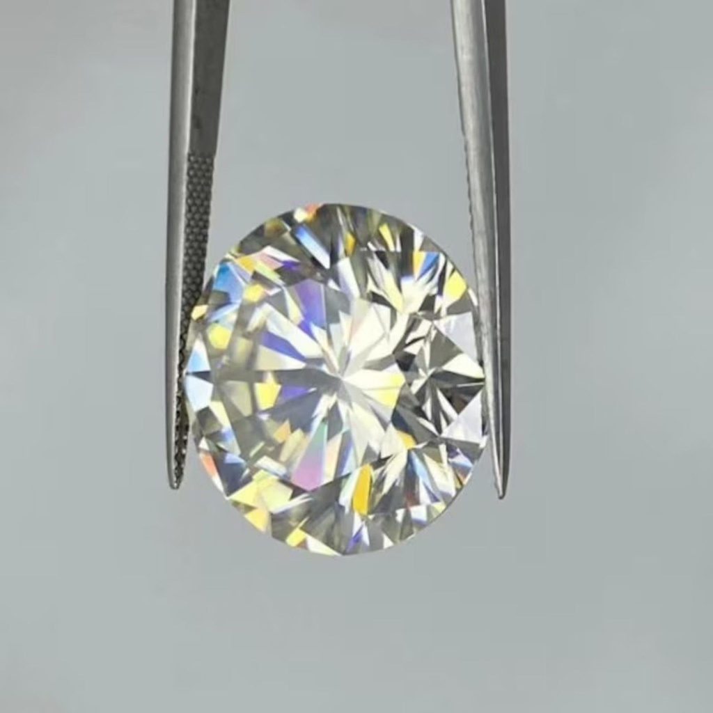 Loose Moissanite Light Yellow Clean Round Cut 10.00 MM
