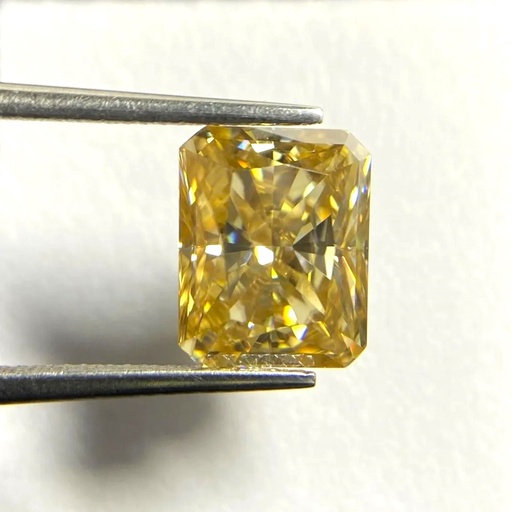 Loose Moissanite Yellow Clean Radiant Cut 8.25 x 6.00 MM