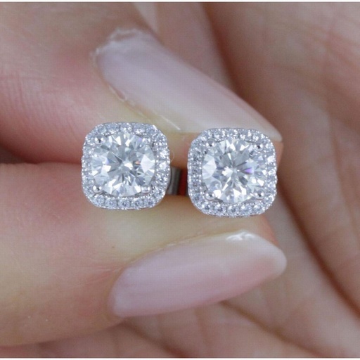  Round Cut Diamond Stud Earring For Women