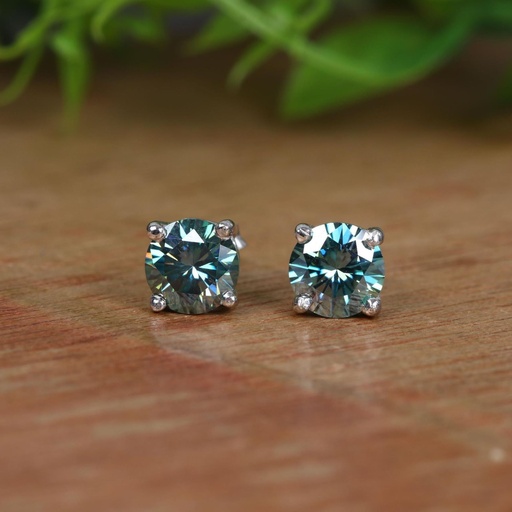  Round Cut Diamond Solitaire Stud Earring For Women