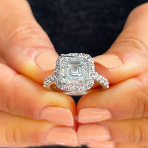 Asscher Cut Diamond Halo Engagement Ring for Women