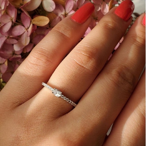 Oval Cut Diamond Engagement Ring For Women