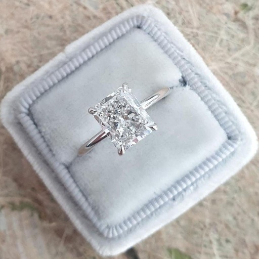 Radiant Cut Diamond Solitaire Engagement Ring for Women