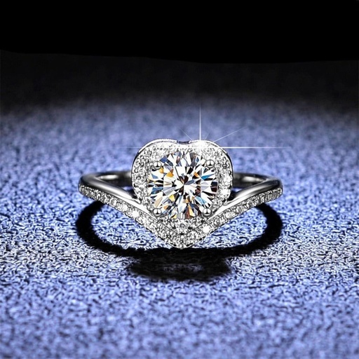 Round Cut Diamond Halo Heart Shape Unique Style Valentine Special Ring for Women