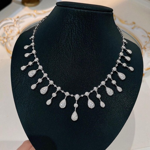 Diamond Luxury Necklace 