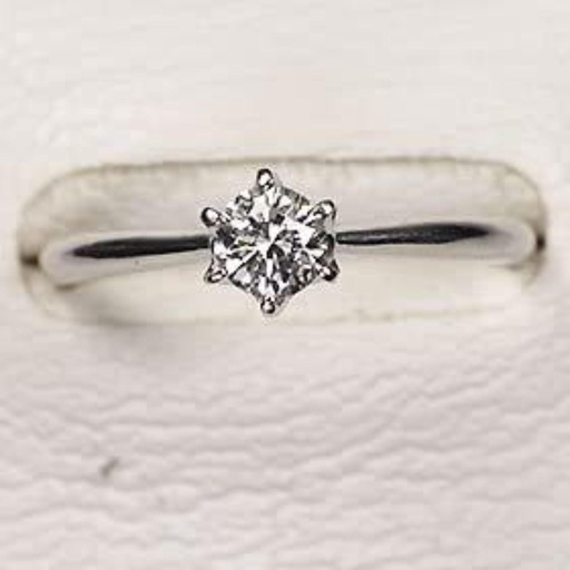 Round Cut Solitaire Engagement Ring for Women