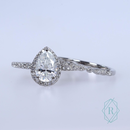 Pear Diamond Bridal Ring for Women