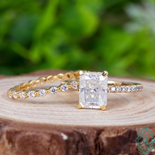 Radiant Cut Diamond Hidden Halo Bridal Set Ring for Women