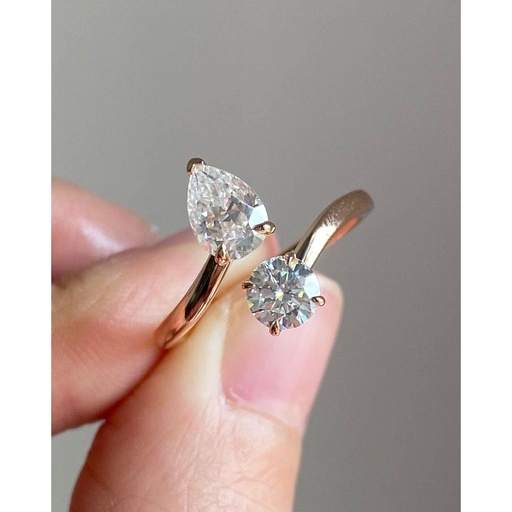 Round & Pear Cut Stone Engagement Ring for Women