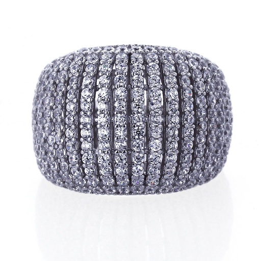 Round Cut Diamonds Engagement Ring For Her