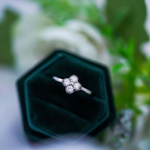 Moissanite Clover Ring, Steling Silver Ring, Dainty Rings For Her